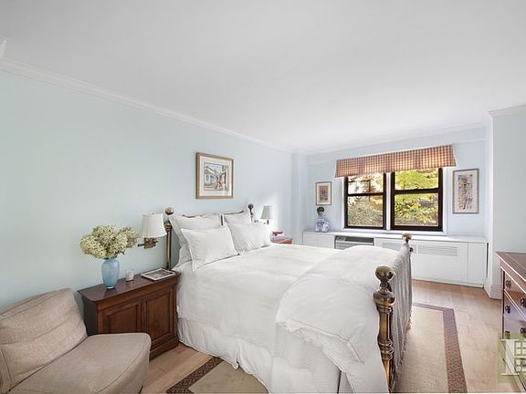 5th image of 345 E 52nd St APT 2D