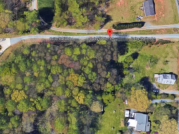 2nd image of 4981 Daisy Station Ln