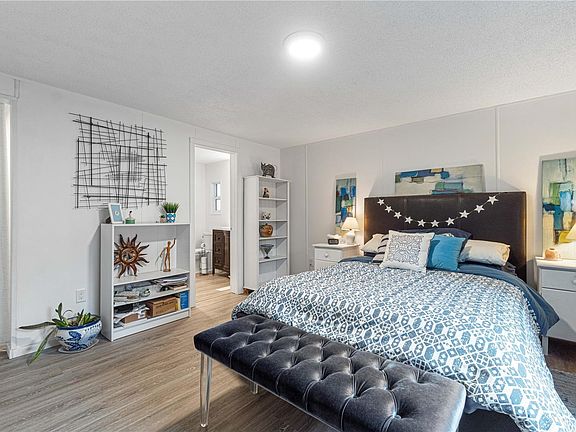 4th image of 3449 Hallberg Rd #26