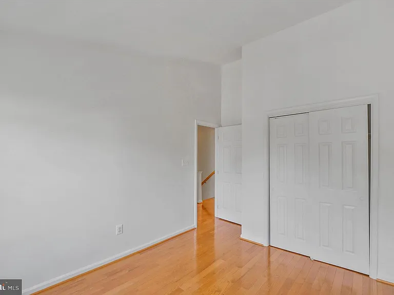 14844 Edman Cir — Photo 31