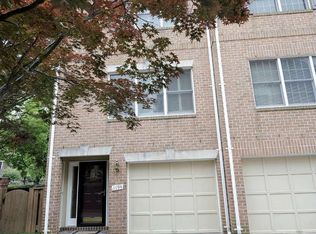 1119 N Utah St, Arlington, VA 22201