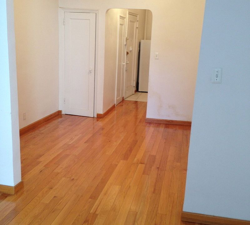 1st image of 31 Catherine St APT 2A
