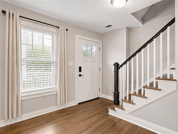 2nd image of 167 Willow Pond Way
