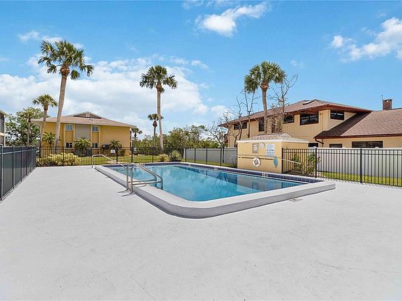 4th image of 101 Louella Ln APT 11