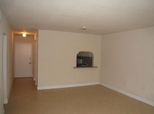 17255 SW 95th Ave APT 214, Palmetto Bay, FL 33157
