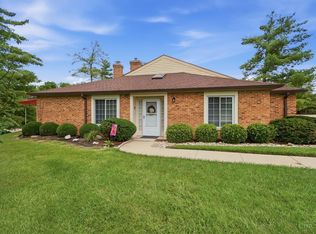 5220 S Eaglesnest Dr #11, Cincinnati, OH 45248