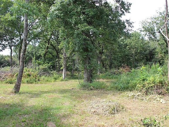 4th image of 422806 E 1150th Rd