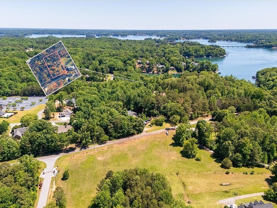 1st image of 119 Woods Dr
