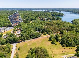 119 Woods Dr, West Union, SC 29696