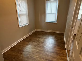 1005 W Macqueen Ave, Peoria, IL 61604