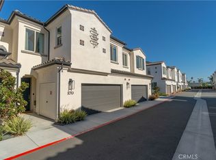 17532 Cameron Ln #109, Huntington Beach, CA 92647