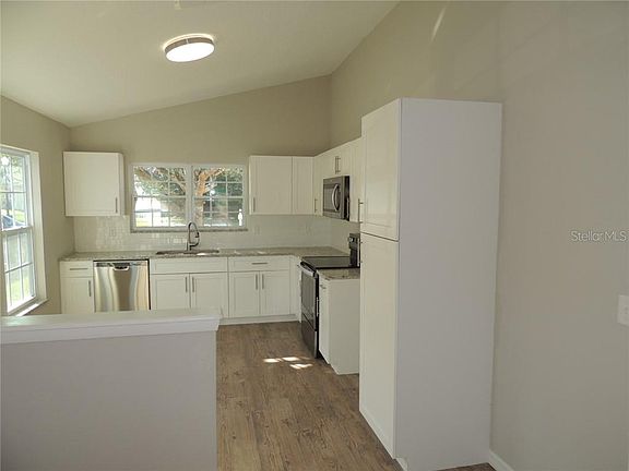 5th image of 142 Meadow Blvd