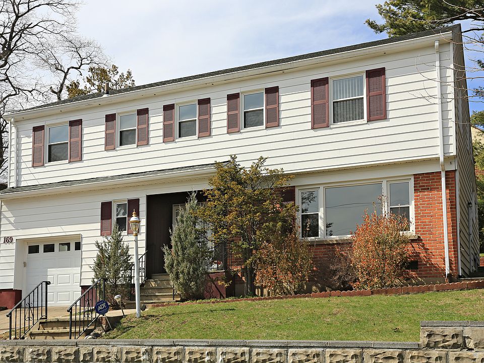 1st image of 169 Harvard Dr