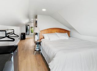 5 W 8th St #2B, Duluth, MN 55806