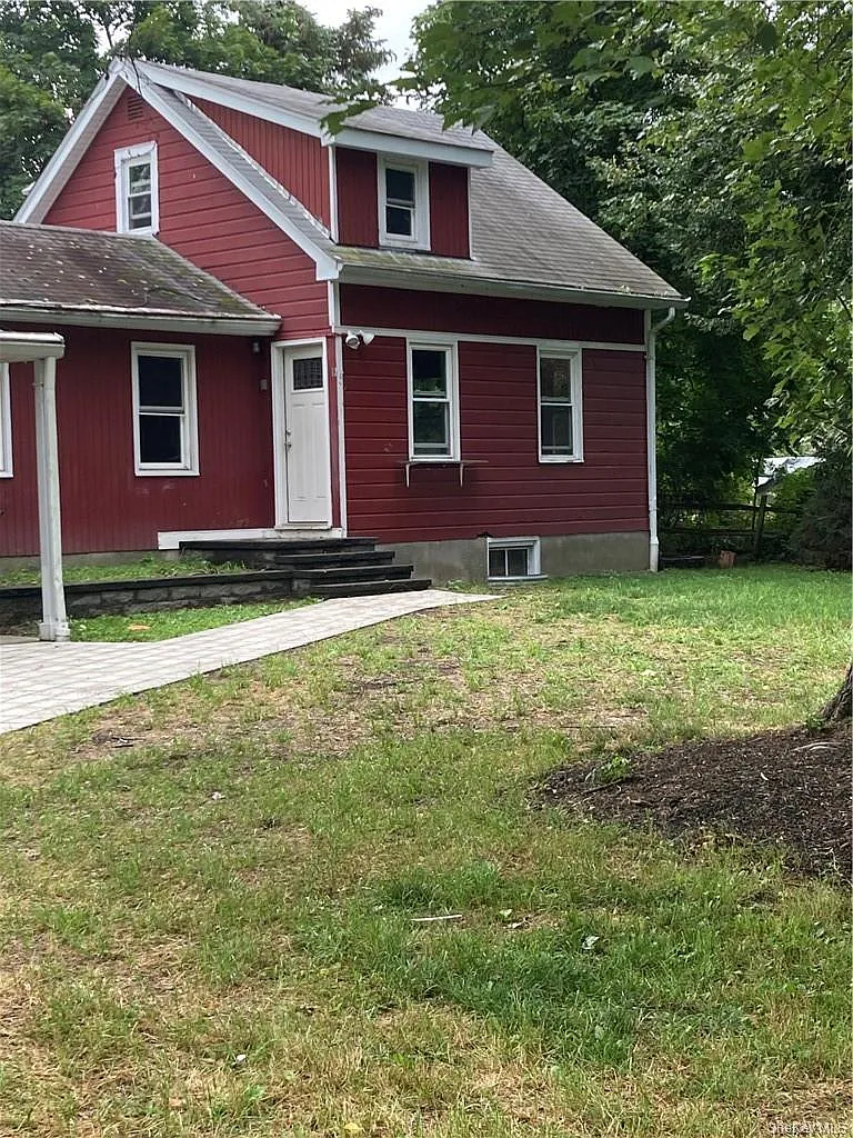 2 bed, 1.0 bath, 1100 sqft, $2,150 — Photo 2