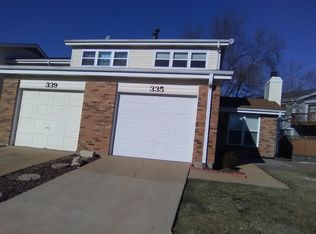 335 Quail Village Ct, Ballwin, MO 63021