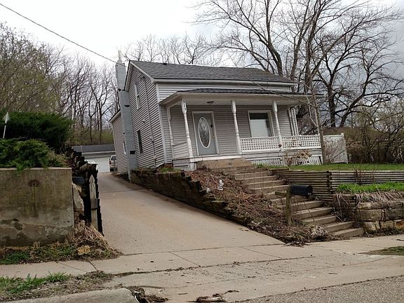 3rd image of 313 Glenwood St