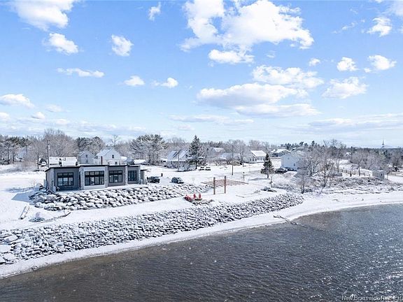 4th image of 17 River St