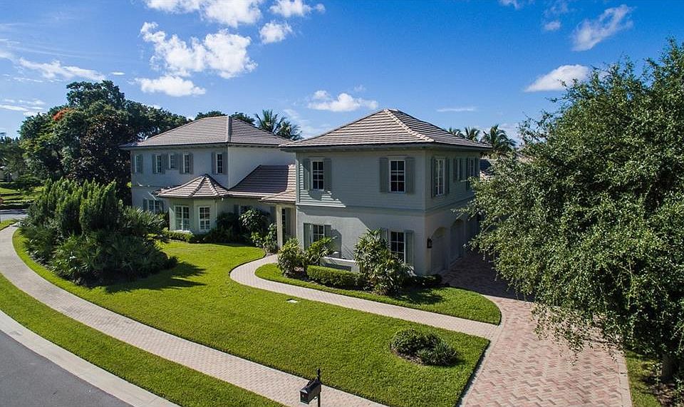 1st image of 415 Palm Island Ln