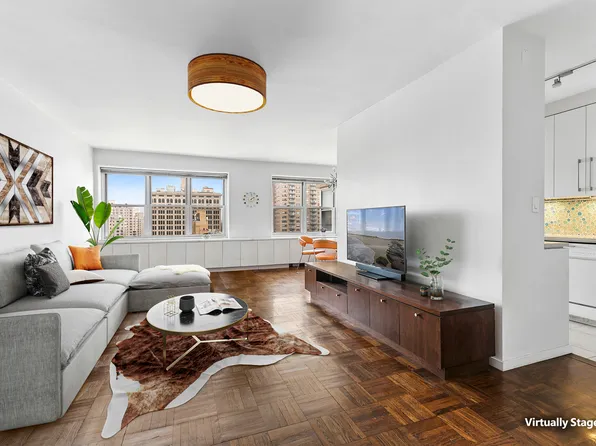 20 East 9th Street 18D image 1 of 8