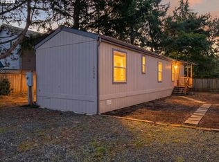 2696 SE Palmquist Rd, Gresham, OR 97080