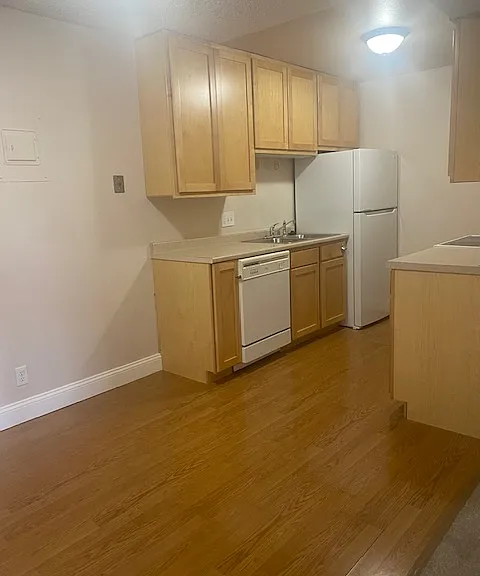 Cottonwood Dr — Photo 5