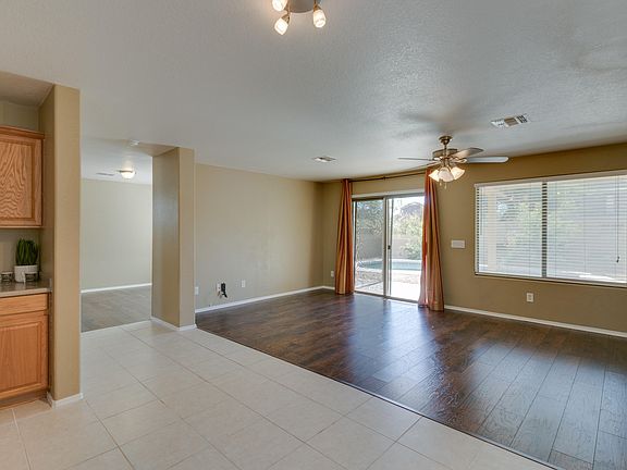 5th image of 15165 W Polk St