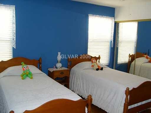 3rd image of 2205 Marble Gorge Dr