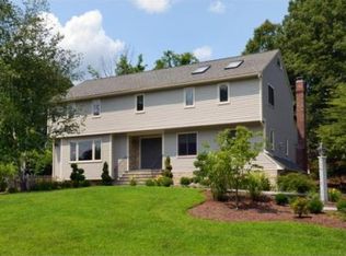 112 Pine Hill Rd, Southborough, MA 01772