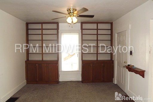 3rd image of 805 Drury Ln