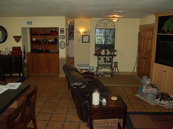 5th image of 8692 La Grande St