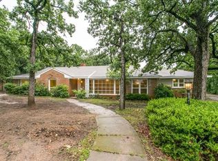 5786 Blueridge Dr, Fort Worth, TX 76112