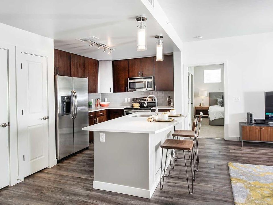 1st image of 1101 N Gaylord St #229