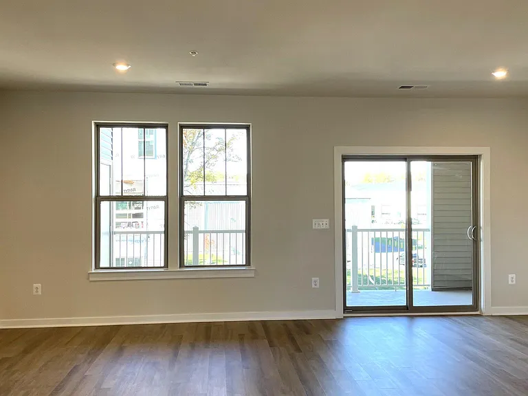 223 B Park Central Ter — Photo 12