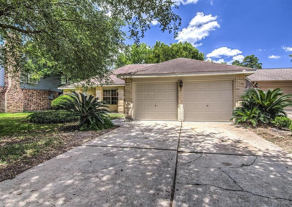 2nd image of 14718 Cypress Meadow Dr