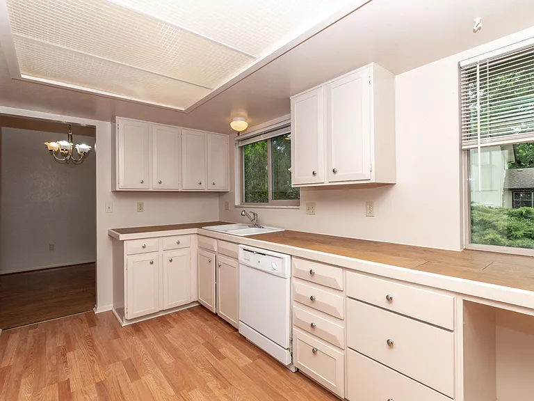 6674 Braun Ct — Photo 6
