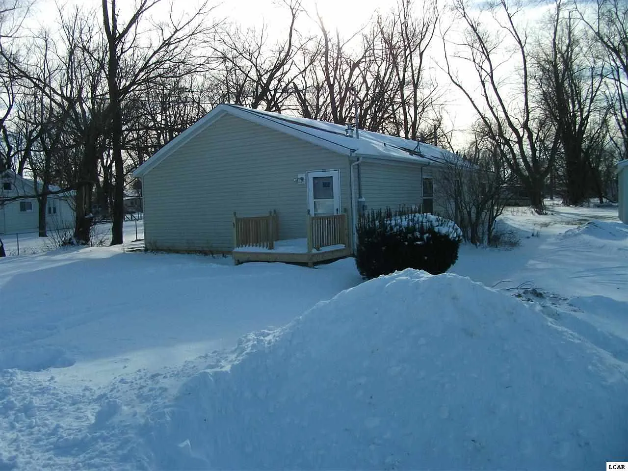 2667 Cloverdale Ave photo 1