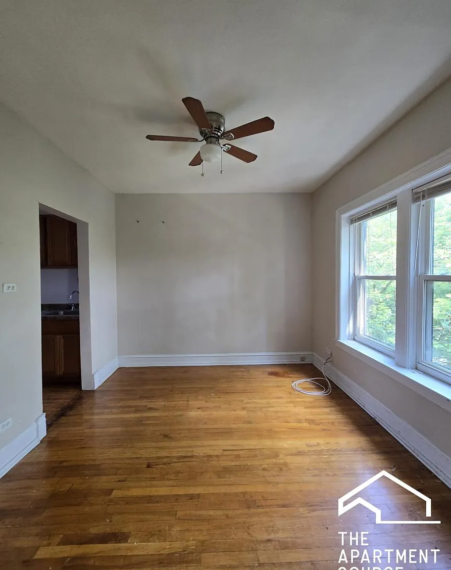 1364 West Estes Avenue #2N — Photo 4