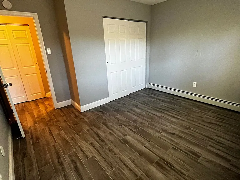 Springview Garden Apartments — Photo 10