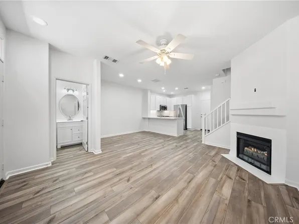 25759 Perlman Pl Unit D, Stevenson Ranch, CA 91381