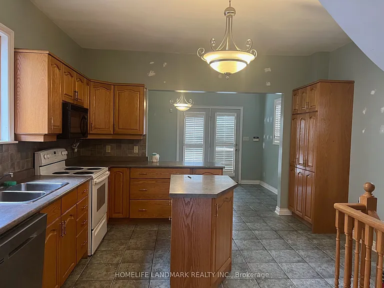 231 Clinton St — Photo 5