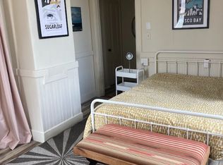 19 Crescent St #2, Portland, ME 04102
