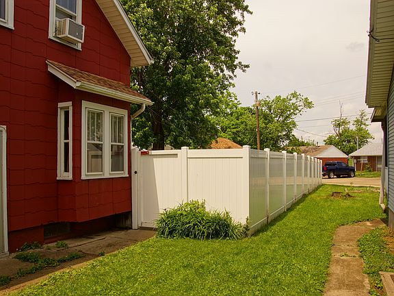 2nd image of 407 Catherine Ave