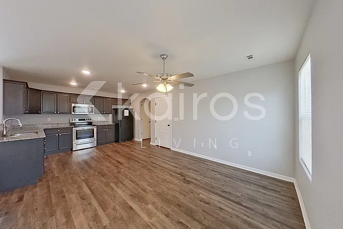 202 Fieldstone Cir — Photo 6
