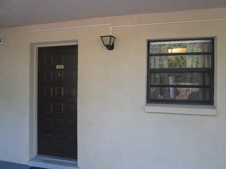 205 Palmetto Ave #102 — Photo 2