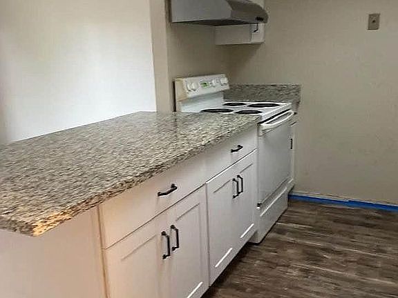 3rd image of 6820 N 35th Ave E Unit F