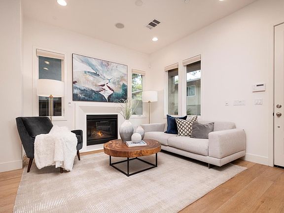 4th image of 3483 Alma Village Cir
