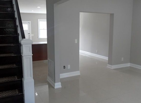 4th image of 522 N Grove St