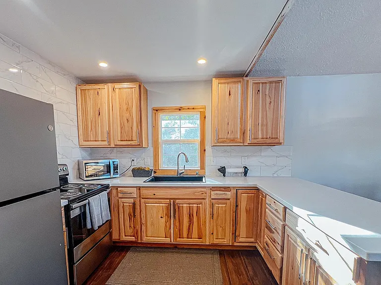 916 Valleywood Heights Dr — Photo 9