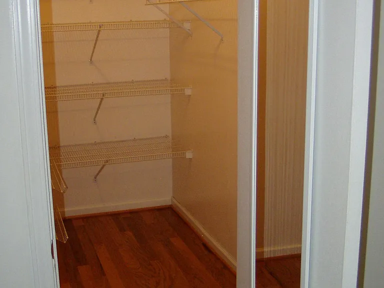 106 Woodland Ct — Photo 8